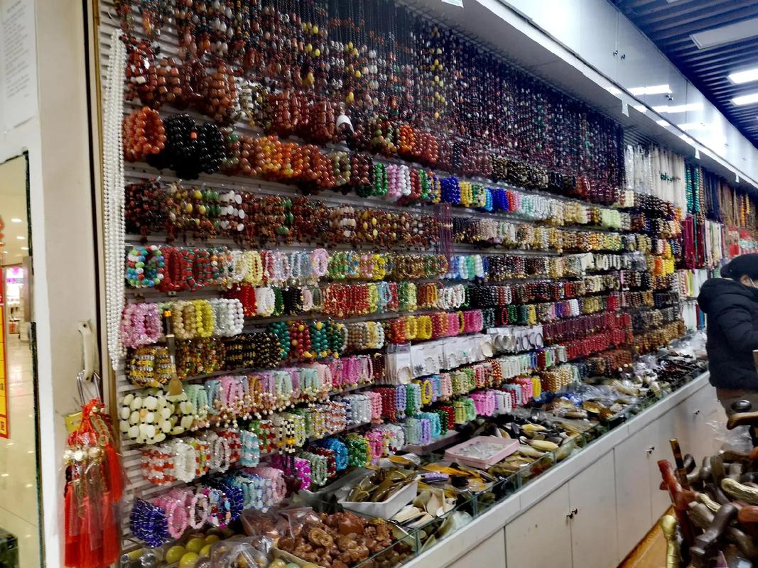 探秘“丹陛華” 京城小商品批發(fā)市場的多元魅力