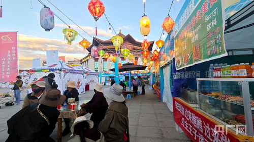 青海果洛瑪央夜市開攤迎客，高原特色好物熱銷帶動批發貿易新活力